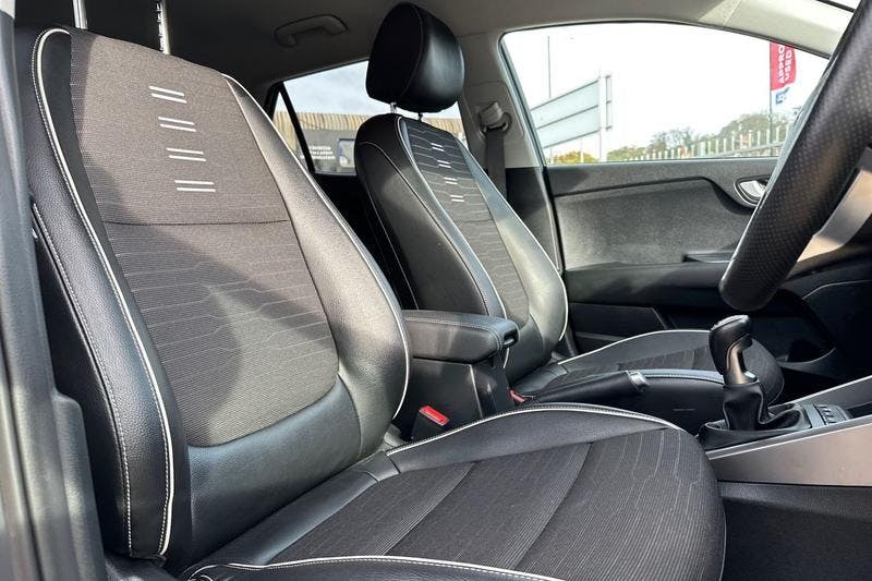 Kia Stonic 1.0 T Gdi 2 Suv Dct Yellow #50