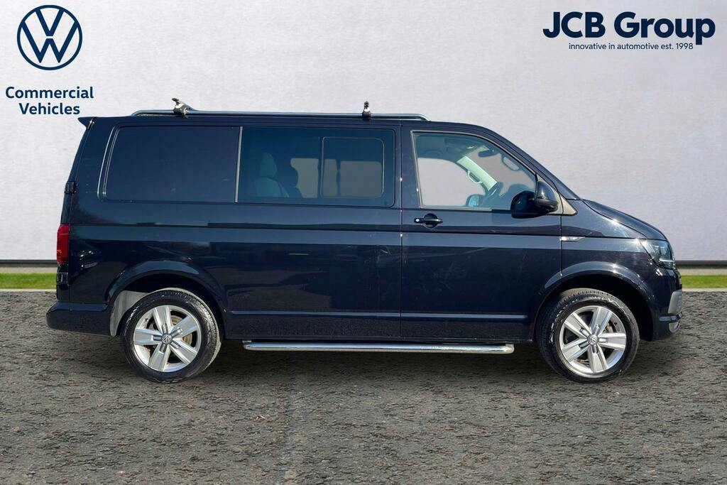 Volkswagen Transporter 2.0 Tdi T30 Bluemotion Tech Highline Kombi Double Black #4