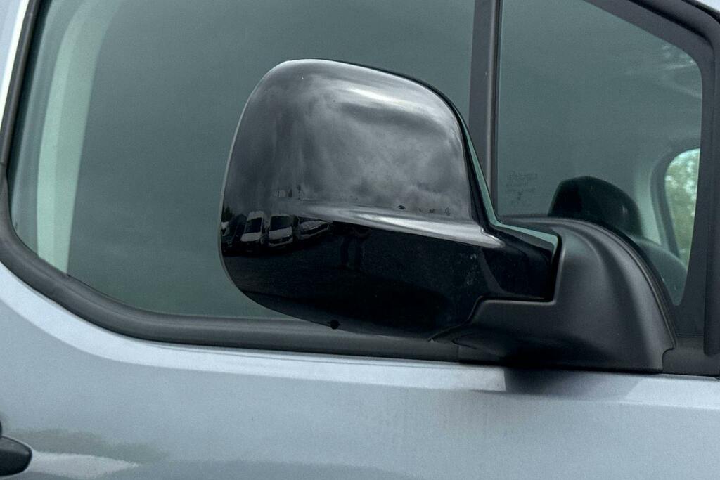 Peugeot E-Partner E-partner Standard 50Kwh 800 Prof #33