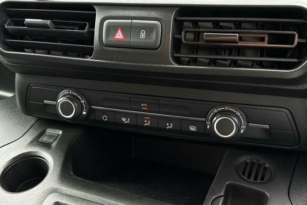 Peugeot E-Partner E-partner Standard 50Kwh 800 Prof #25