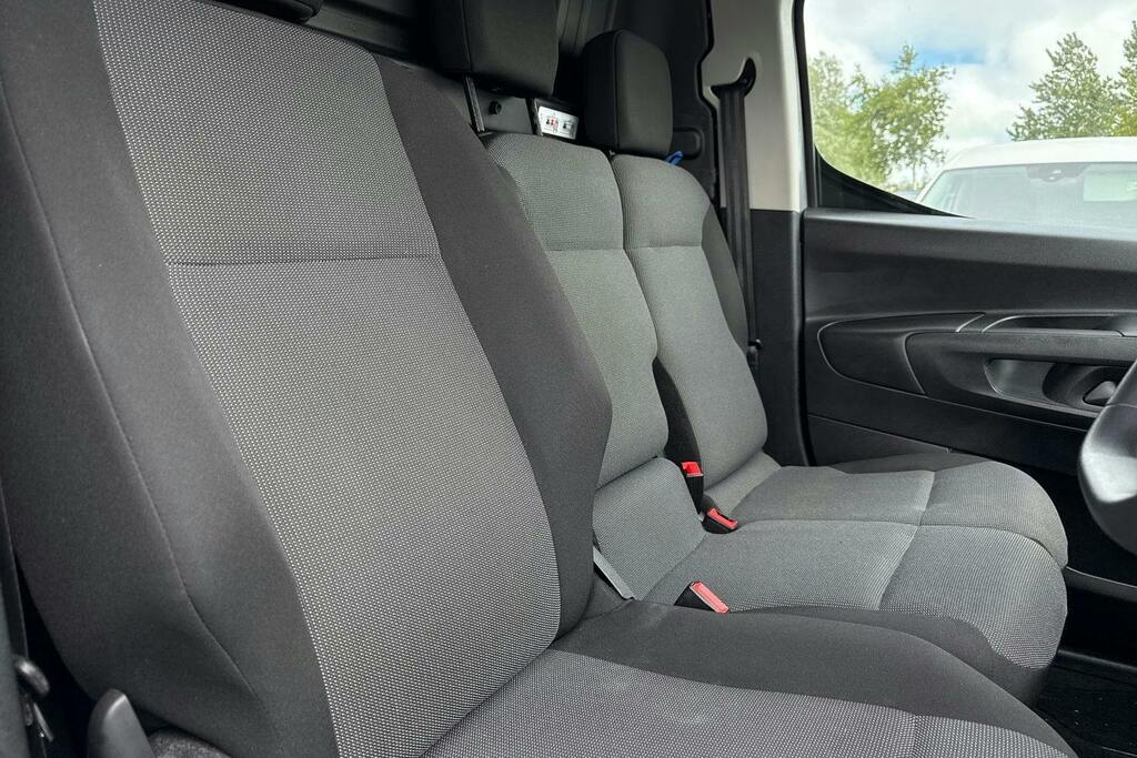Peugeot E-Partner E-partner Standard 50Kwh 800 Prof #18