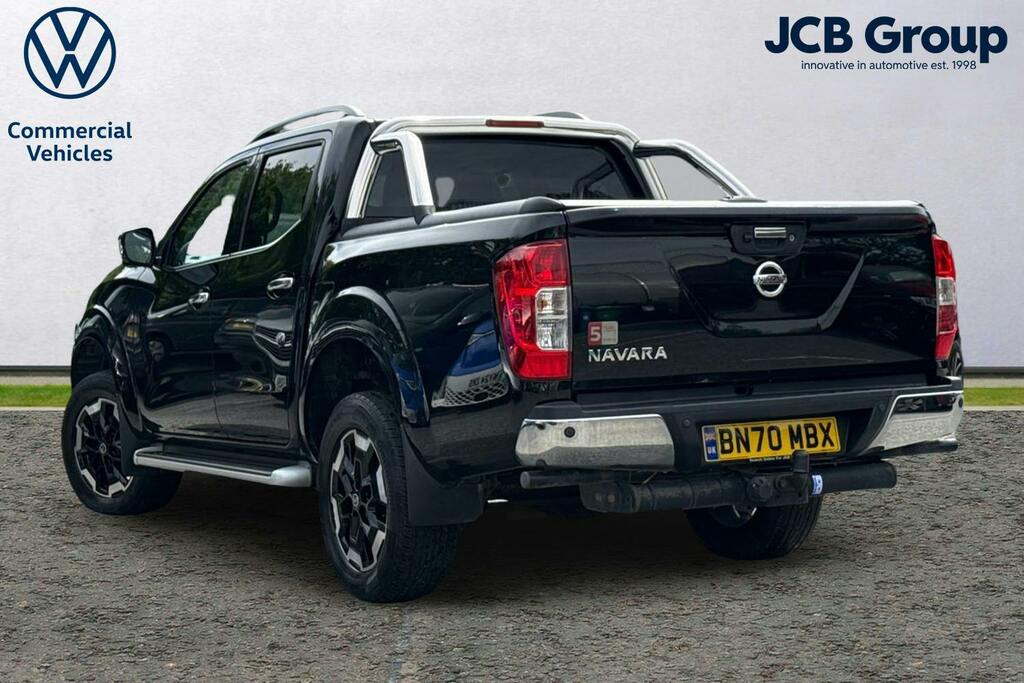 Nissan Navara 2.3 Dci Tekna Pickup Double Cab 4W Black #3