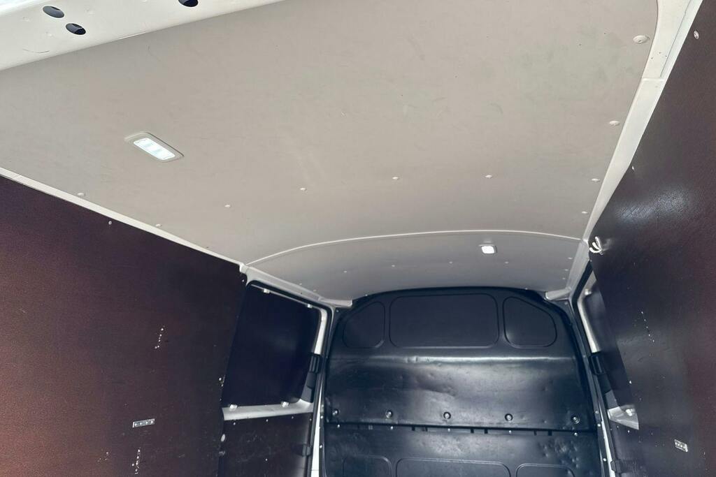 Volkswagen Transporter Highline Grey #13