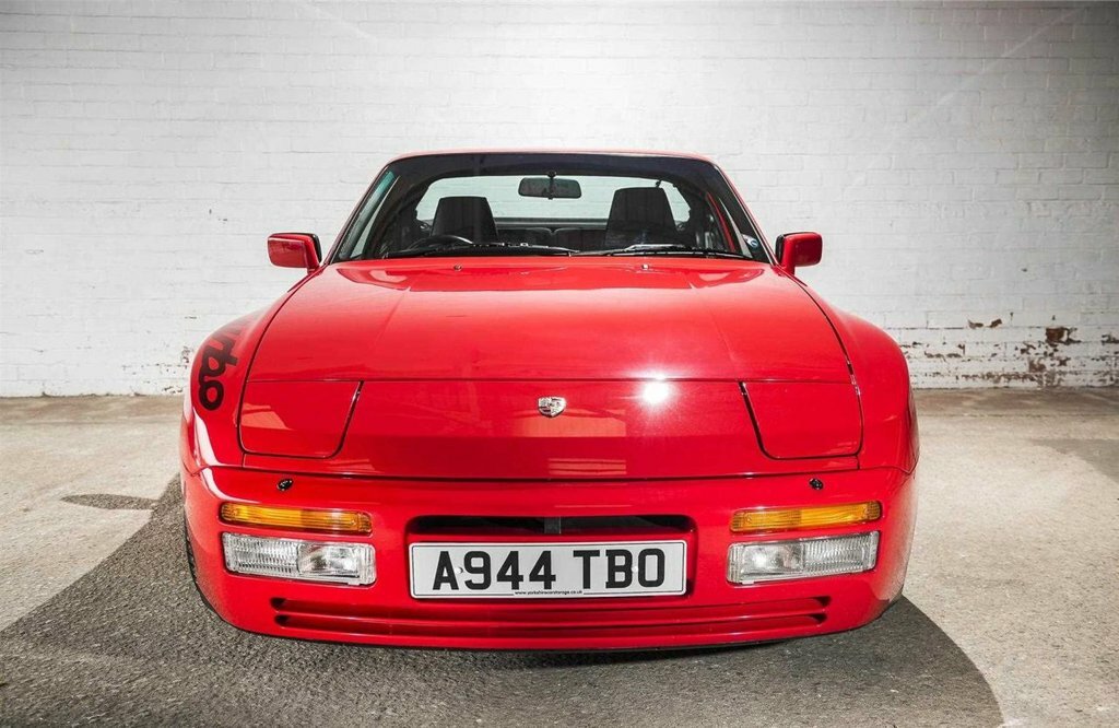 Porsche 944 Coupe Red #4