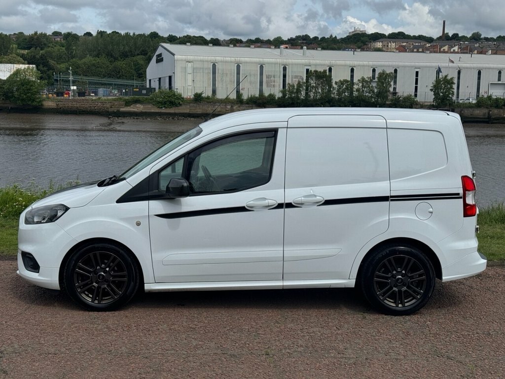 Ford Transit Courier 1.0 Ecoboost Trend Van 6 Speed White #21