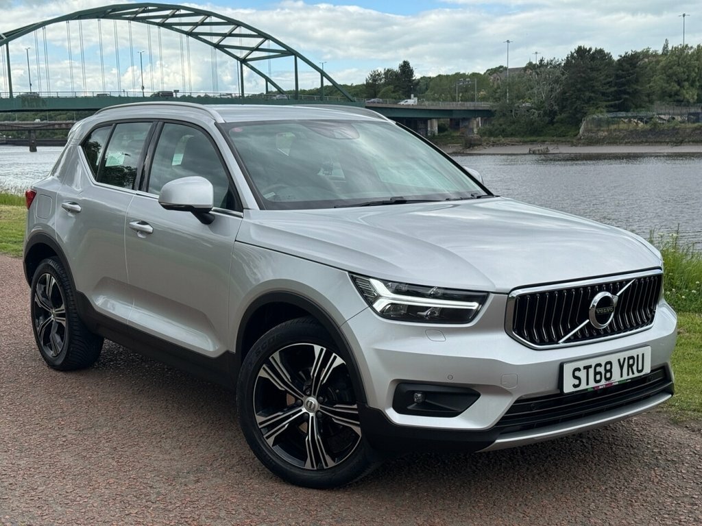 Volvo XC40 2L Inscription Pro Silver