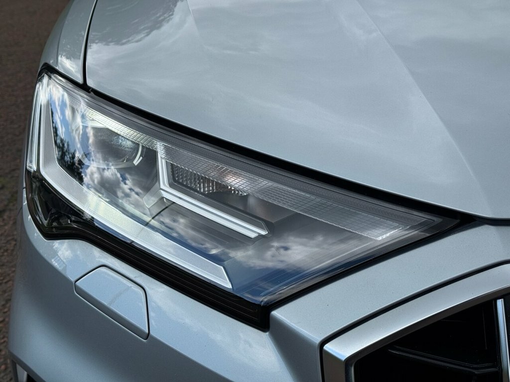 Audi SQ7 Suv Silver #4