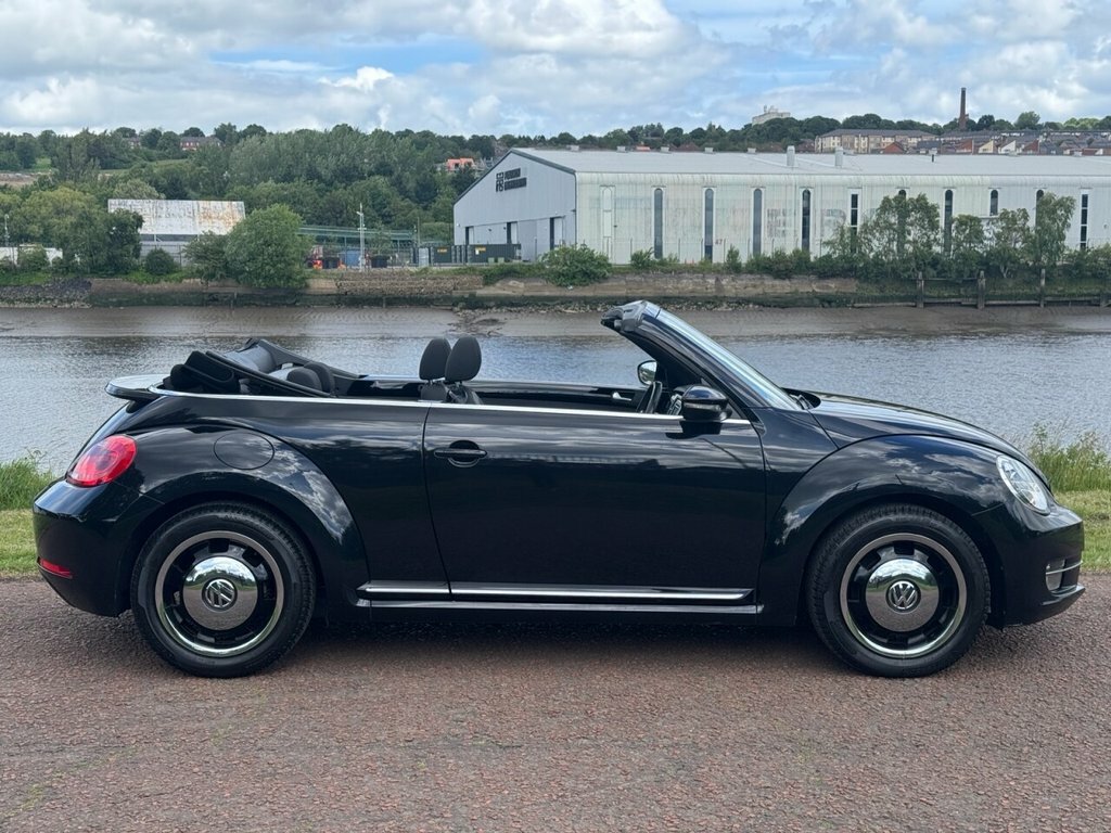 Volkswagen Beetle 1.2L Design Black #3