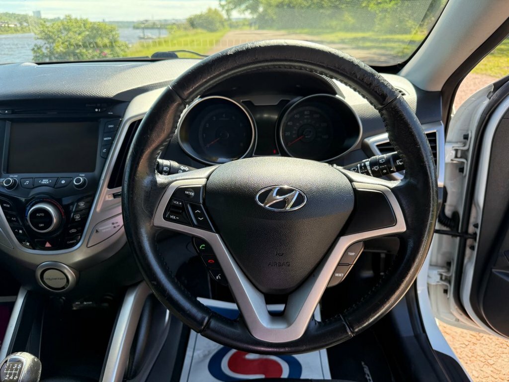 Hyundai Veloster Gdi Black #13