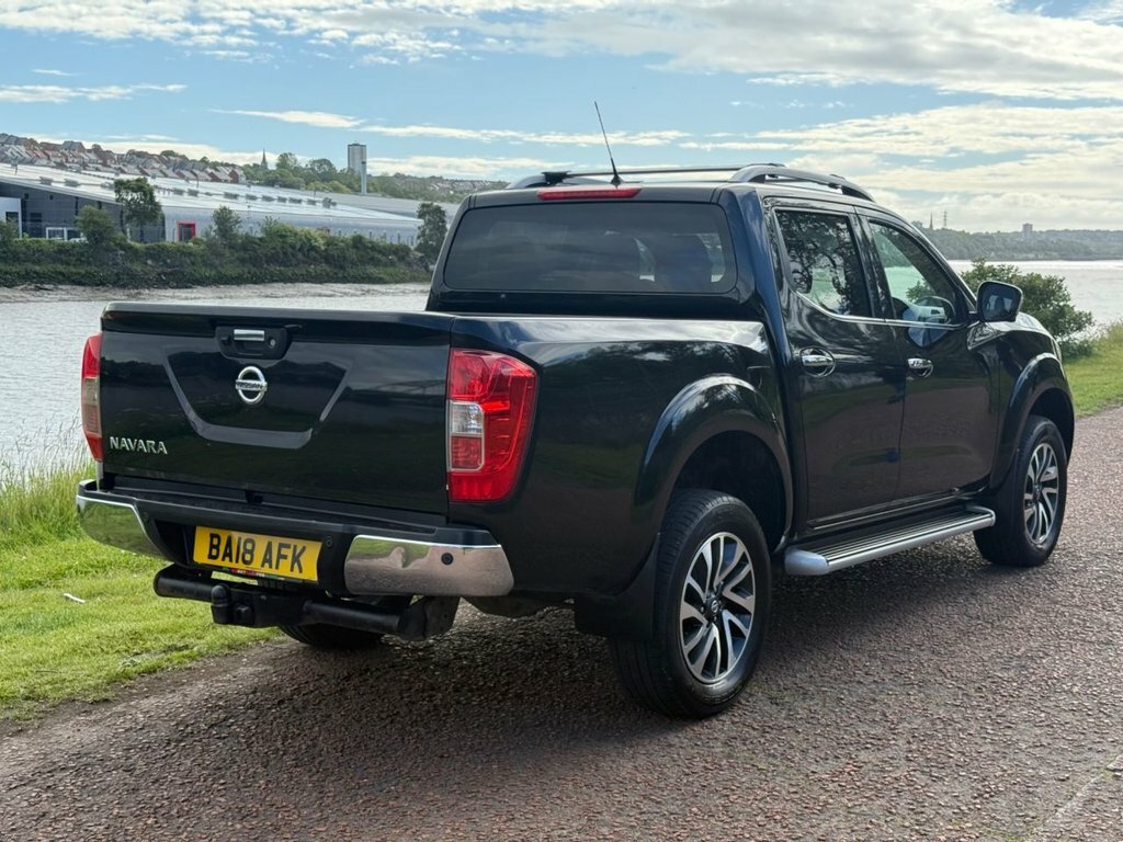 Nissan Navara 2.3L Tekna Black #4