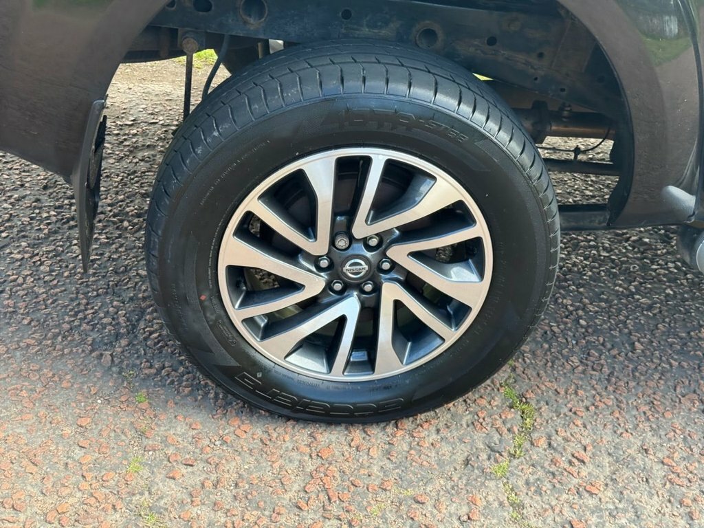 Nissan Navara 2.3L Tekna Black #6