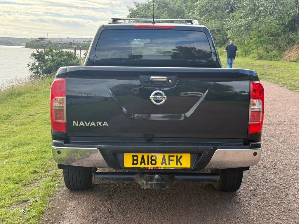 Nissan Navara 2.3L Tekna Black #5