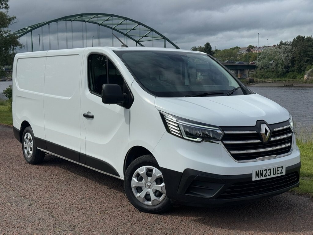 Renault Trafic 2L Business MM23UEZ White