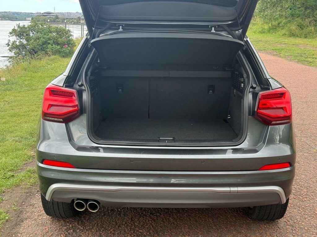 Audi Q2 1.5L S Line Grey #6