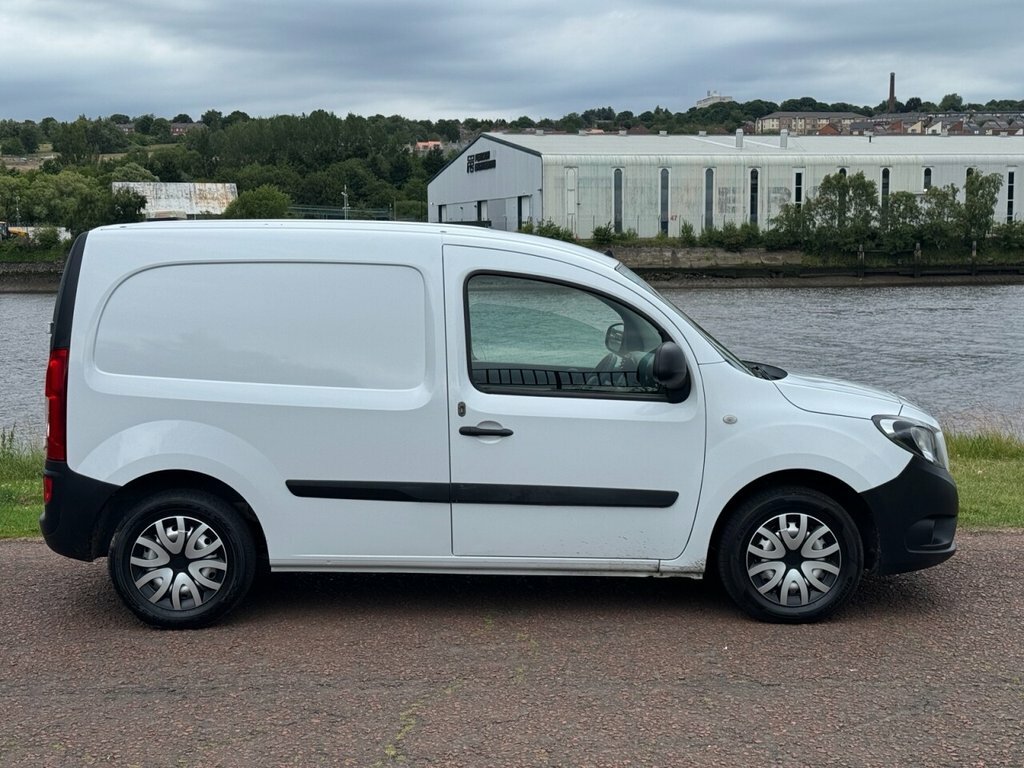 Mercedes-Benz CITAN 1.5L Pure White #6