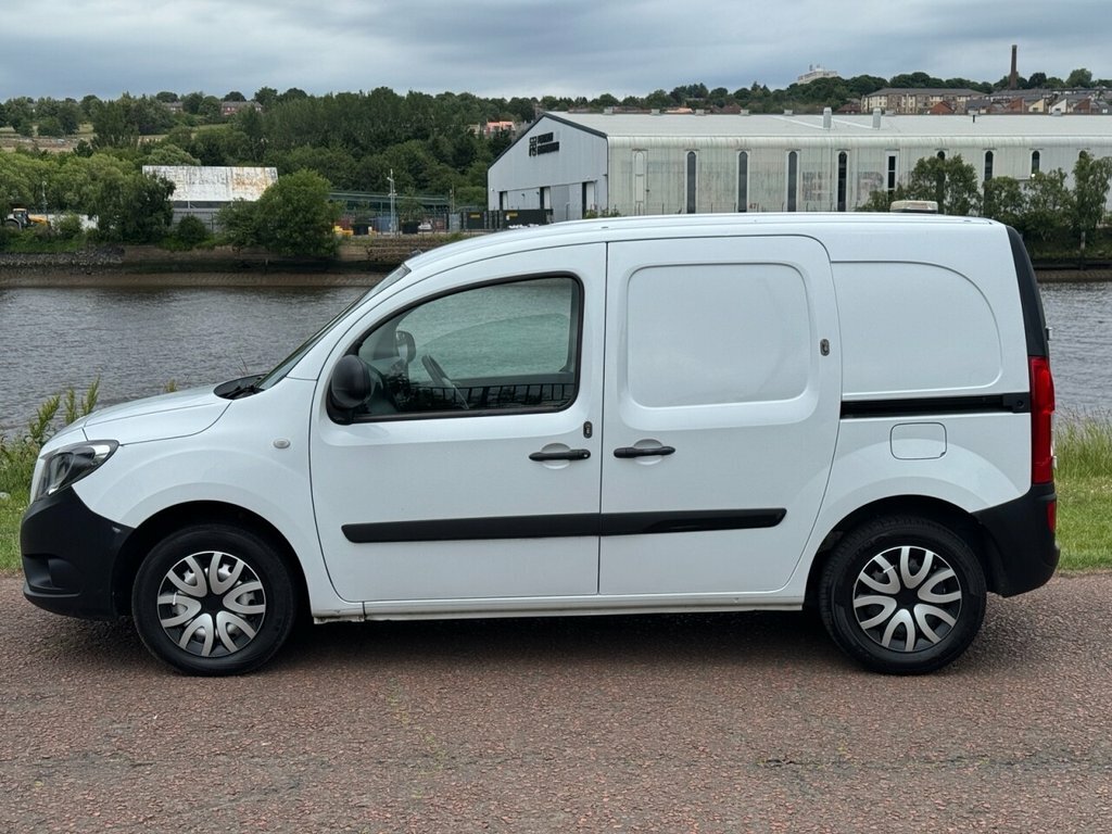 Mercedes-Benz CITAN 109Cdi Pure Van White #26