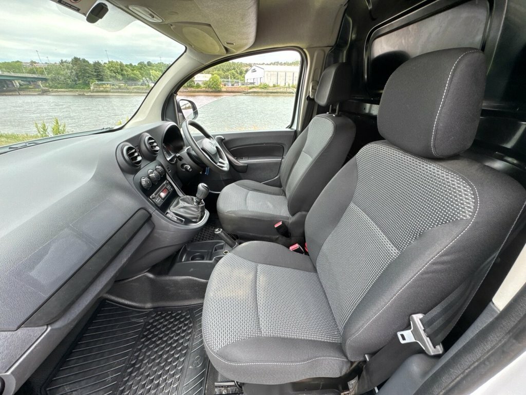 Mercedes-Benz CITAN 109Cdi Pure Van White #32