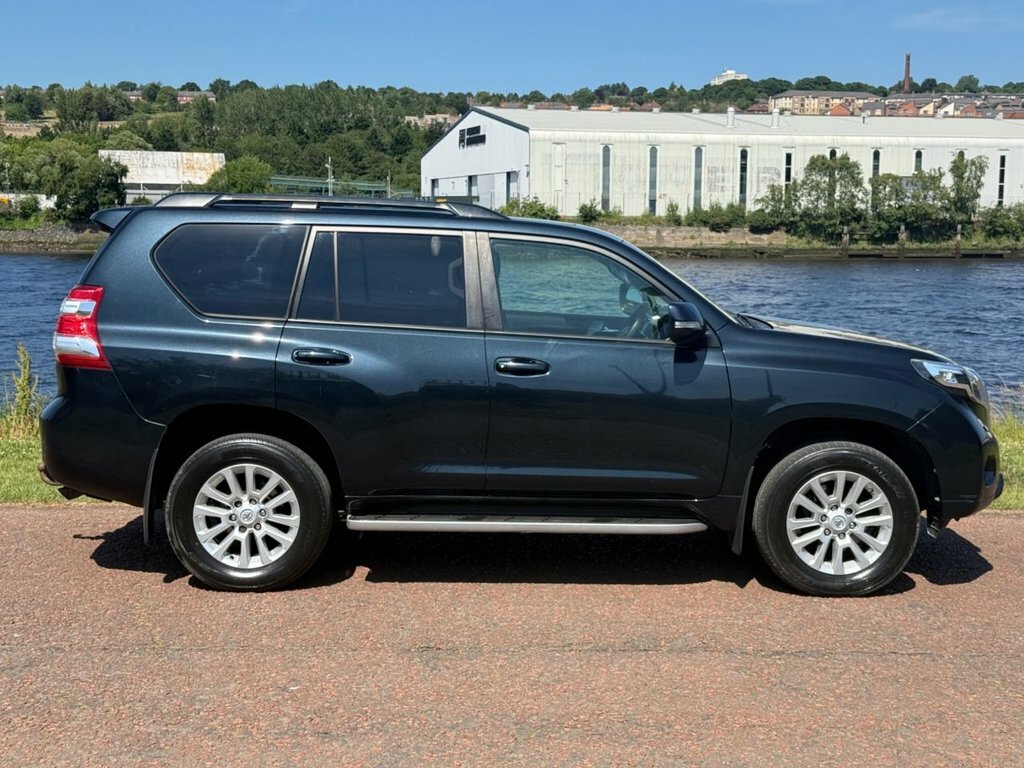 Toyota Land Cruiser 3L Invincible Grey #3