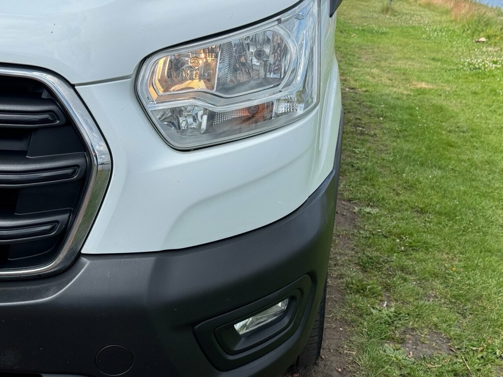 Ford Transit Custom 2L Trend White #3