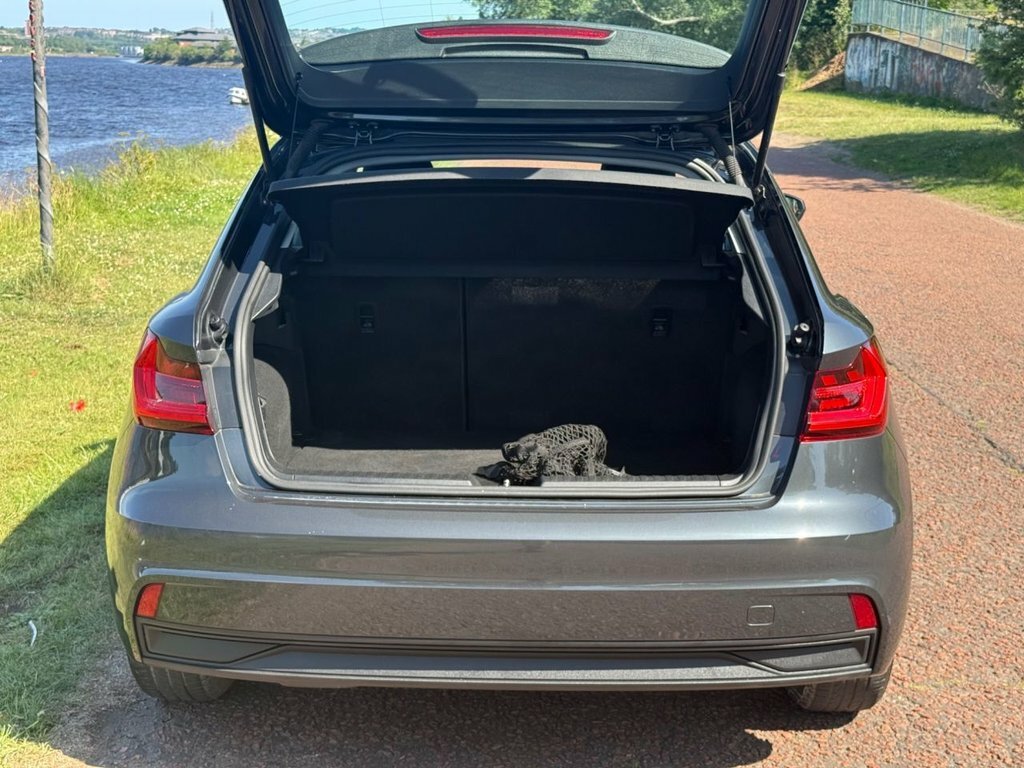 Audi A1 1L Technik NJ69DDO Grey #6