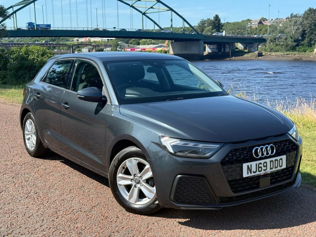 Audi A1 1L Technik Grey