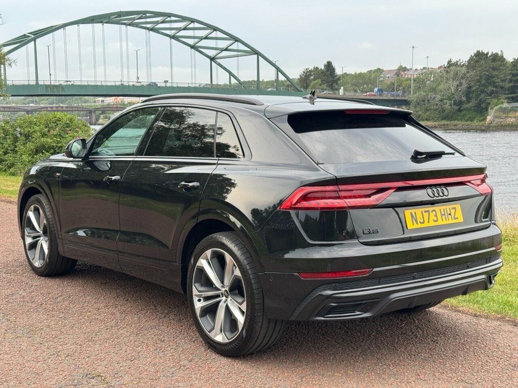 Audi Q8 55 Tfsi Quattro Black Edition Tiptronic Cs Black #31