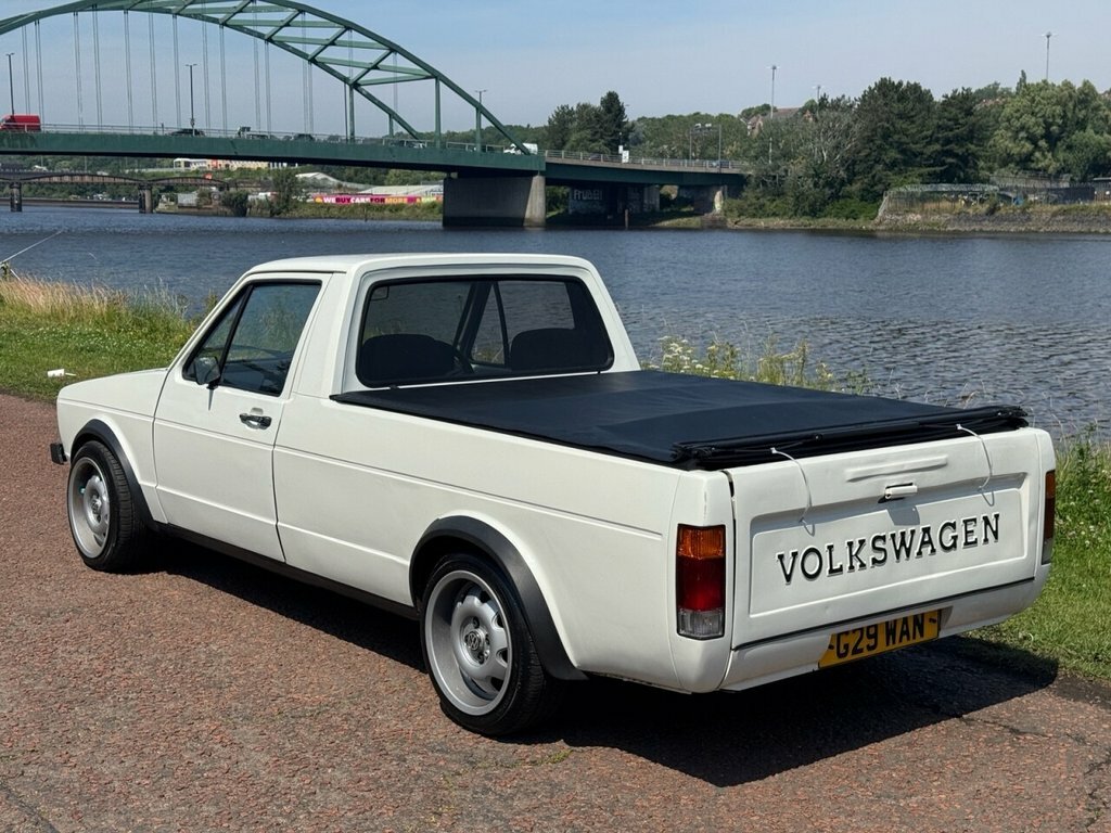 Volkswagen Caddy Mk1 Caddy 1.8 20V White #15