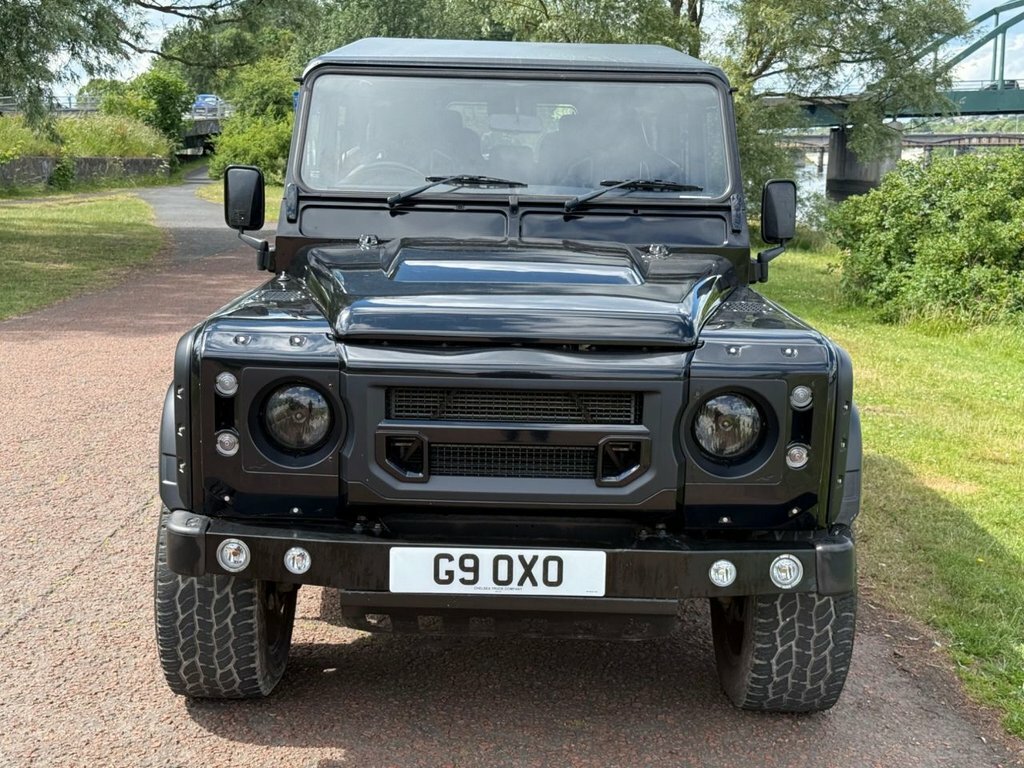 Land Rover Defender 2.2L County Black #2