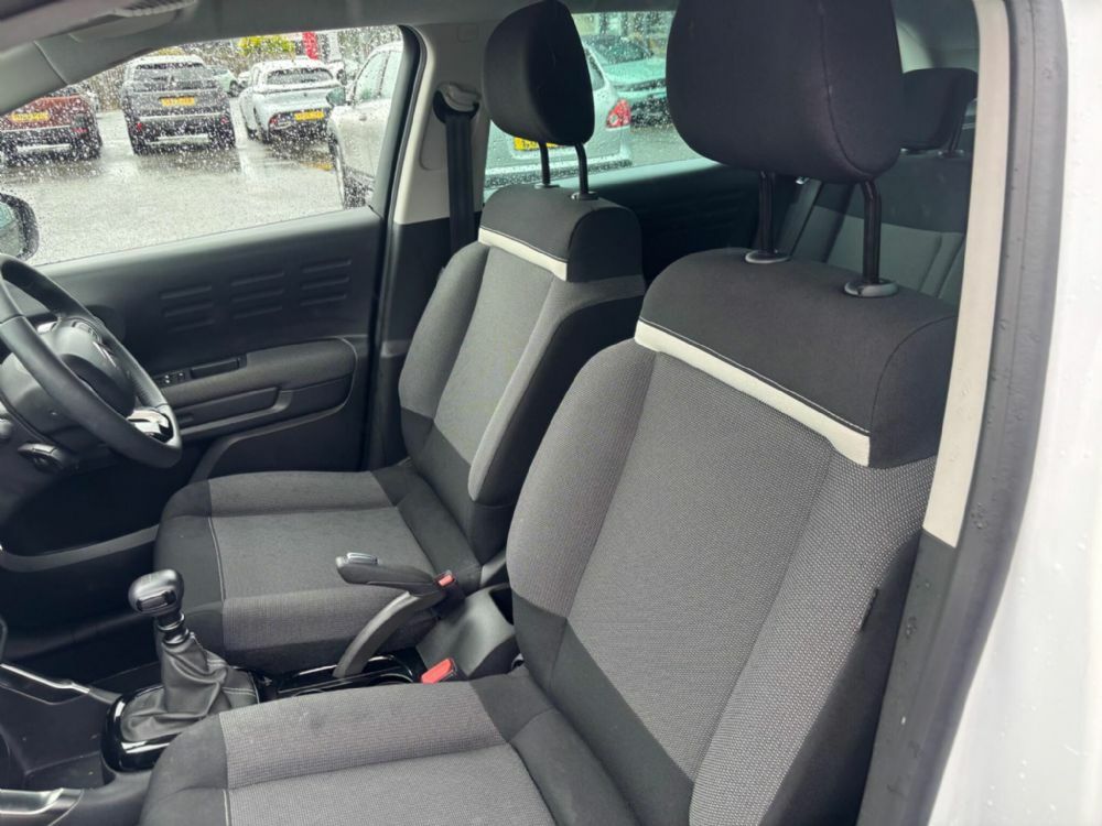 Citroen C3 Aircross 2023 23 1.2  #24