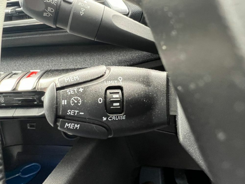 Peugeot 3008 1.2 Puretech Allure Eat8 Red #15