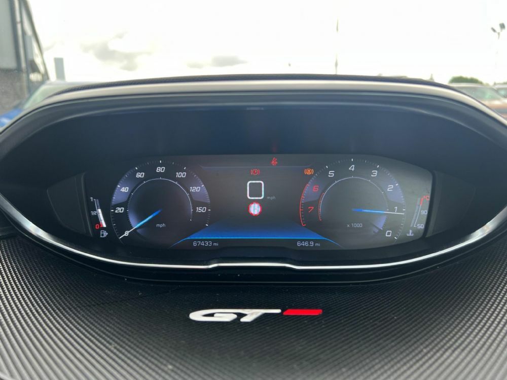 Peugeot 3008 1.2 Puretech Allure Eat8 Red #12