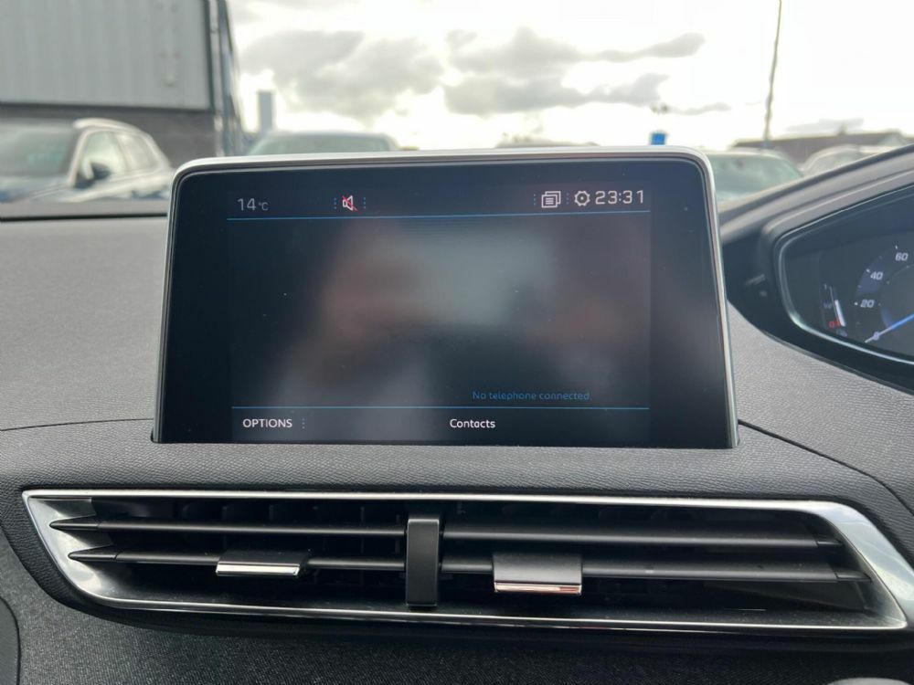 Peugeot 3008 1.2 Puretech Allure Eat8 Red #22