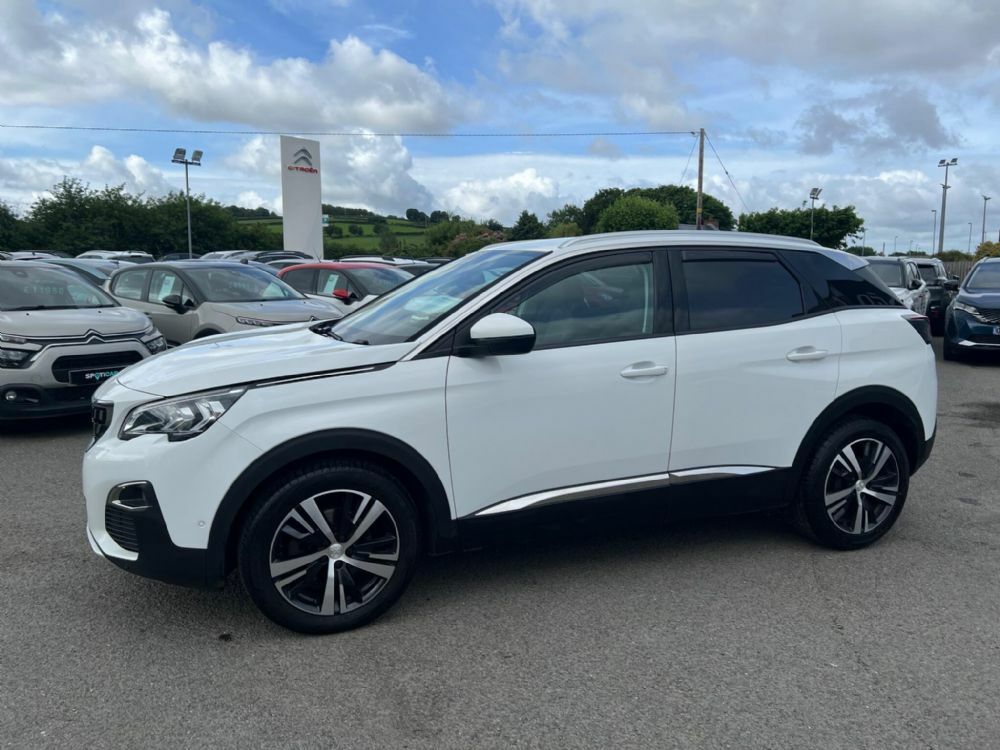 Peugeot 3008 1.2 Puretech Allure Eat8 Red #7