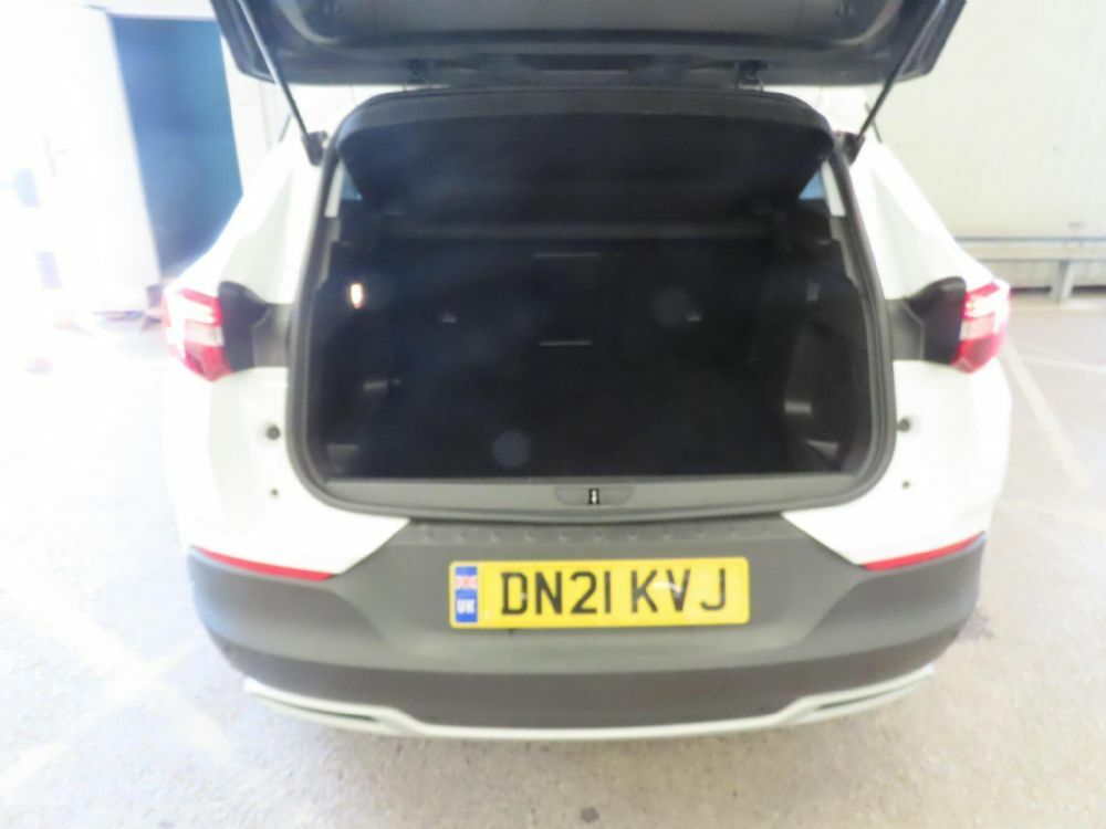 Vauxhall Grandland X Hatchback Black #11