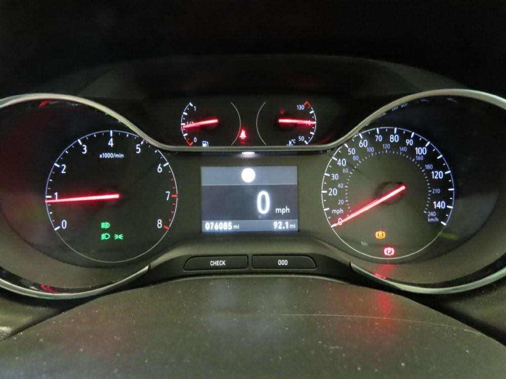 Vauxhall Grandland X Hatchback Black #10