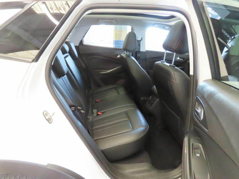 Vauxhall Grandland X Hatchback Black #9