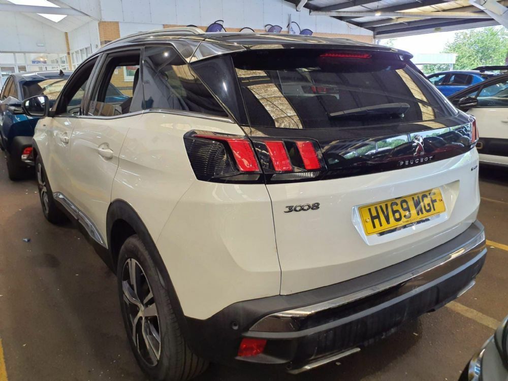 Peugeot 3008 1.5 Bluehdi Gt Line Eat Euro 6 S S White #4