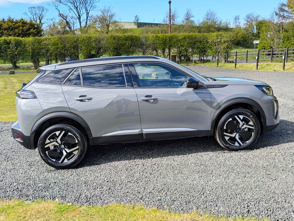 Peugeot 2008 1.2 100Hp Allure Brand New Grey #5