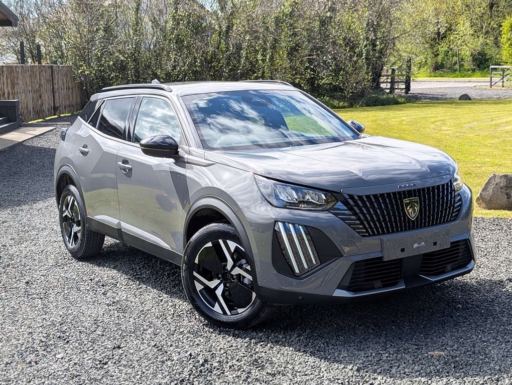 Peugeot 2008 1.2 100Hp Allure Brand New Grey