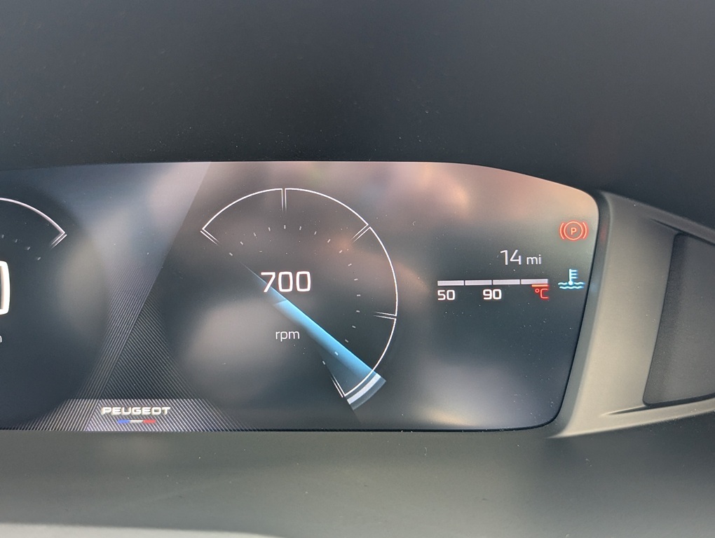 Peugeot 2008 1.2 Puretech Allure White #17