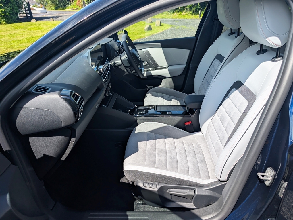 Citroen C4 1.2 Hybrid Max Hatchback Hybrid E-dsc E  #17