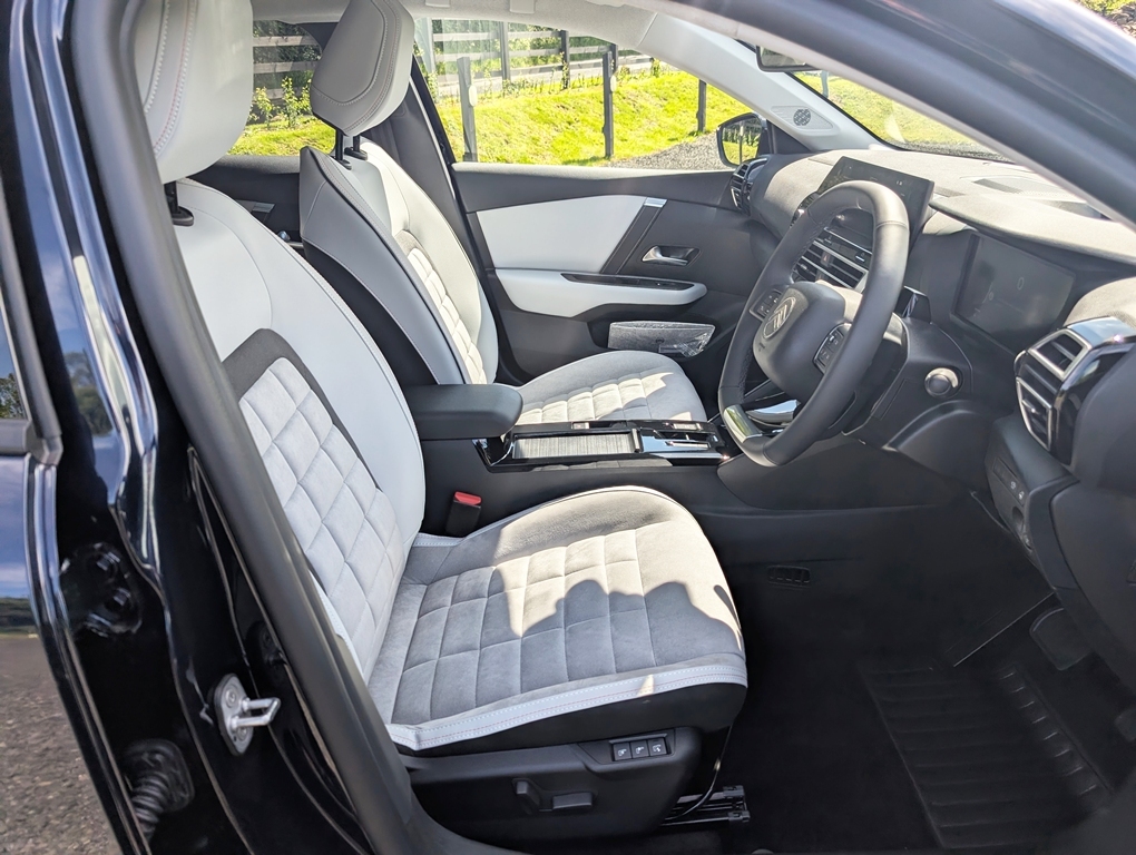 Citroen C4 1.2 Hybrid Max Hatchback Hybrid E-dsc E  #20