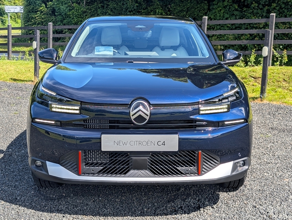 Citroen C4 1.2 145Hp Collection Hybrid Brand New Blue #2