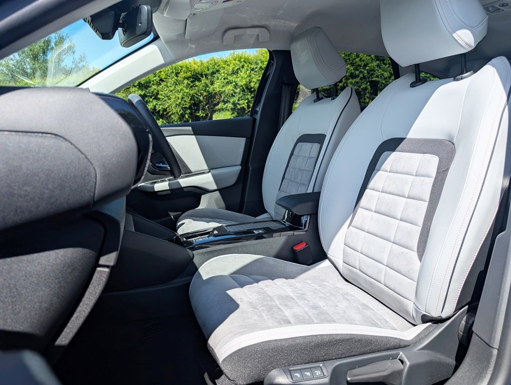 Citroen C4 1.2 Hybrid Max Hatchback Hybrid E-dsc E  #18