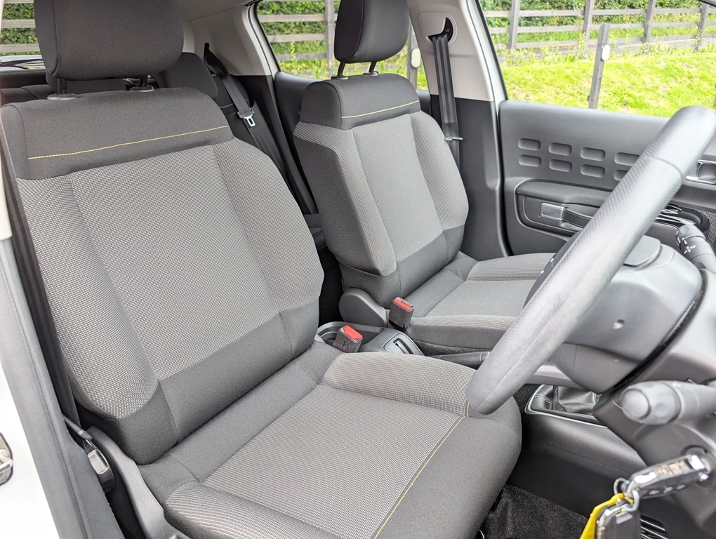 Citroen C3 1.2 83Hp Plus White #4