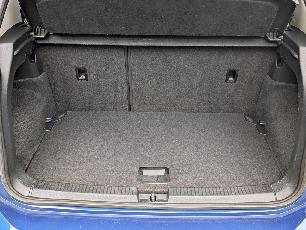 Volkswagen T-Cross 1.6Tdi 95Hp Se Blue #5