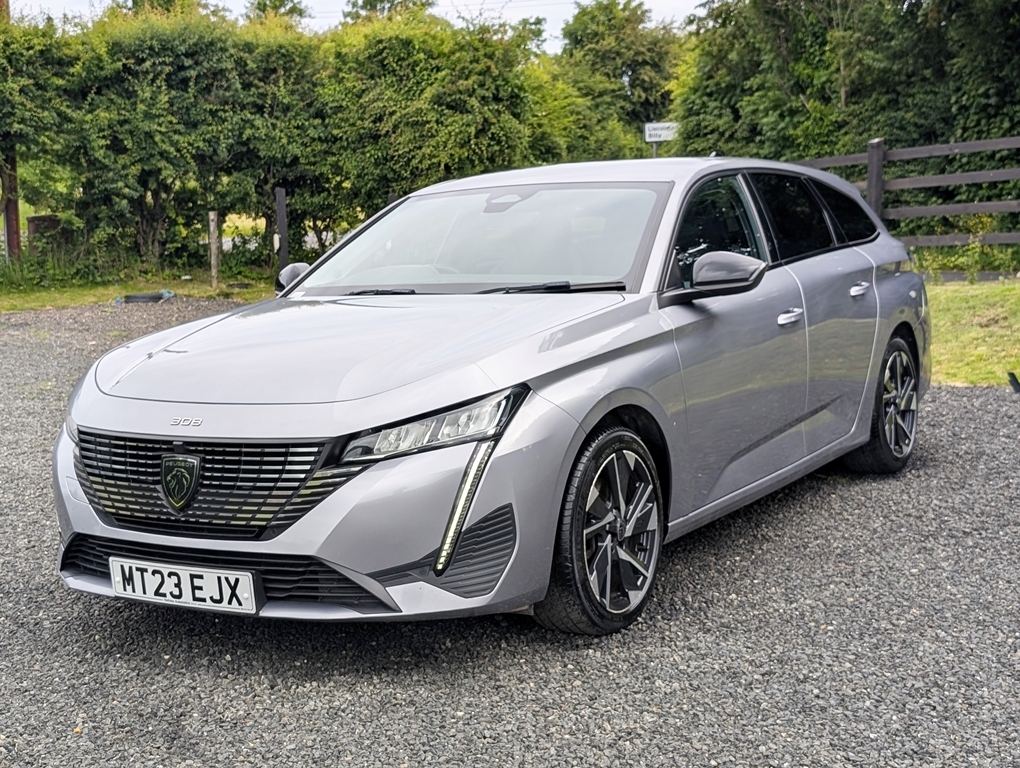 Peugeot 308 SW 1.2L Active Premium Black #11