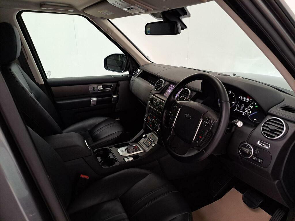 Land Rover Discovery 4 3L Landmark Black #9