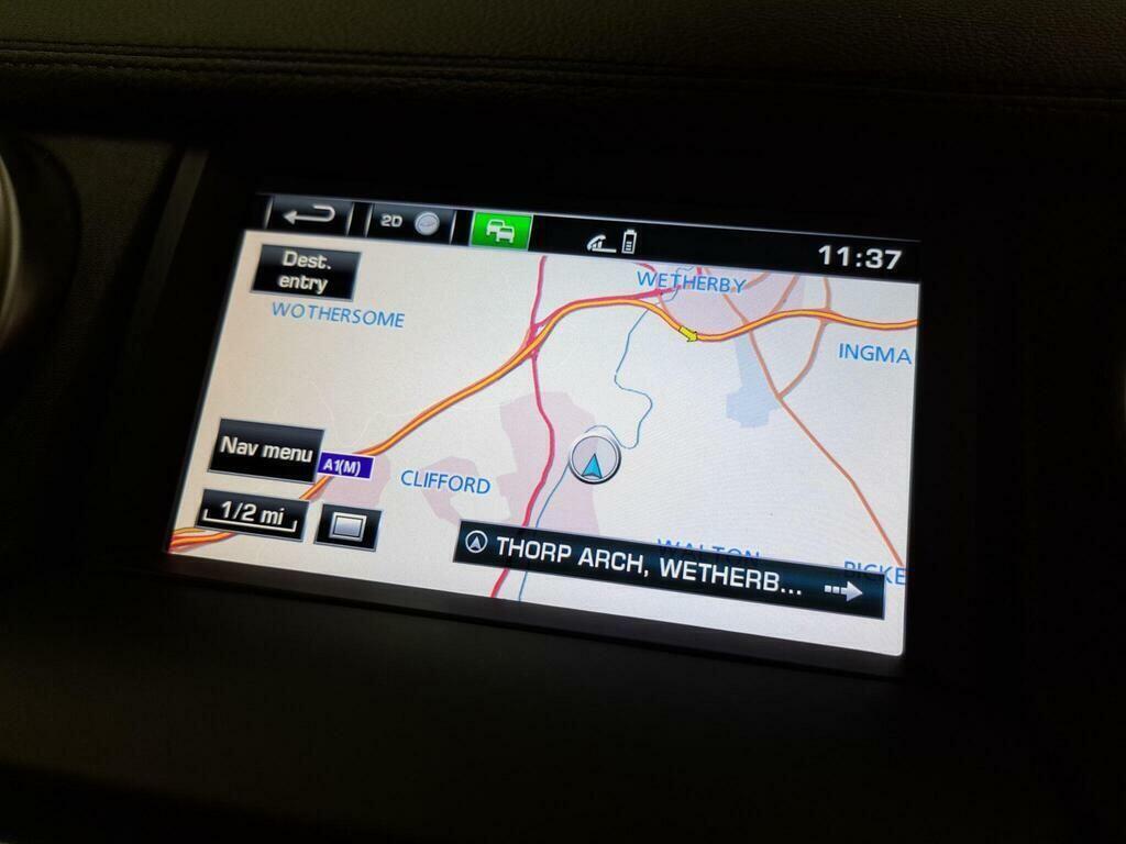 Land Rover Discovery 4 3L Landmark Black #18