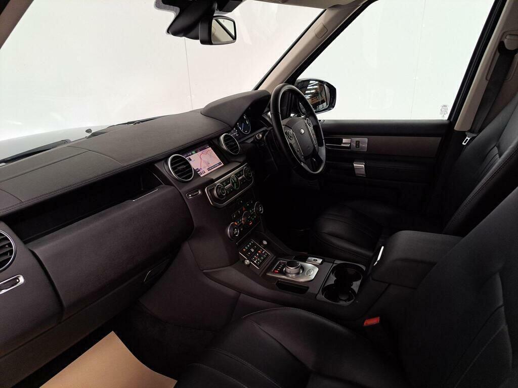 Land Rover Discovery 4 3L Landmark Black #11